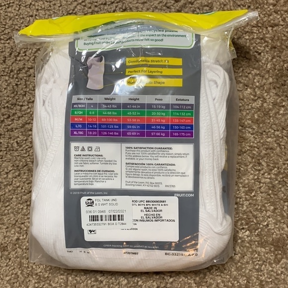 8 fruit of the Loom tag free Boys’ tanks Wicks moisture stretch fit Size S/CH - Picture 2 of 3